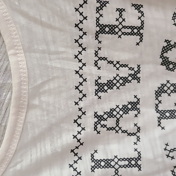 36. Torrid NWT ivory racerback sleep tee with holiday graphics - Picture 7 of 11